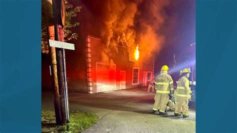 how-long-for-emergency-services-to-respond-to-steel-plant-explosion emergency responders at industrial explosion