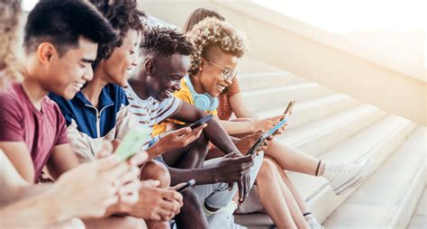 how-long-for-gen-z-to-adopt-new-technology Gen Z using smartphones technology