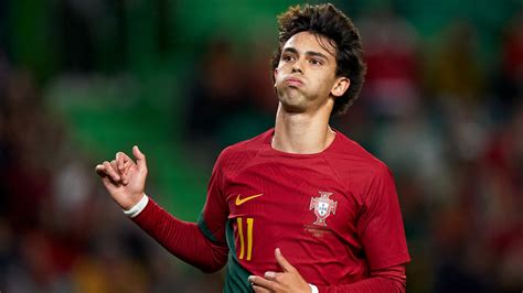 how-long-for-joao-felix-to-adapt-to-new-team João Félix playing football for new team