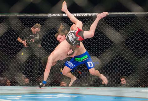 how-long-to-analyze-islam-makhachev-fighting-style MMA fighter grappling techniques