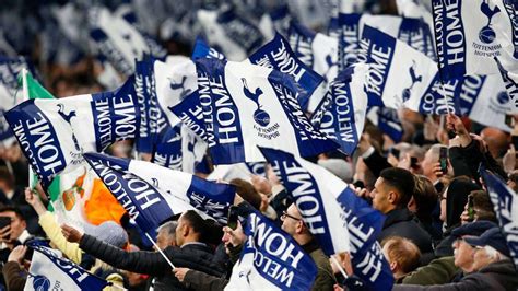 Tottenham Hotspur fans celebrating