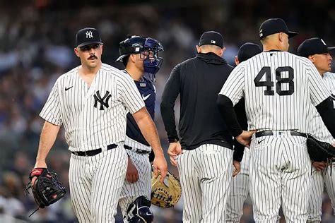 how-long-to-become-good-at-analyzing-yankees-trade-rumors Yankees baseball trade rumors analysis