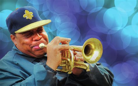 how-long-to-become-good-at-flugelhorn-like-chuck-mangione jazz musician playing flugelhorn