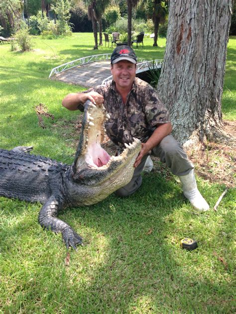 how-long-to-become-proficient-in-swamp-fishing-like-swamp-people swamp fishing alligator hunting