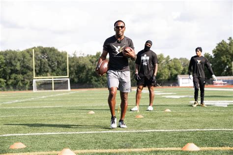 football wide receiver training