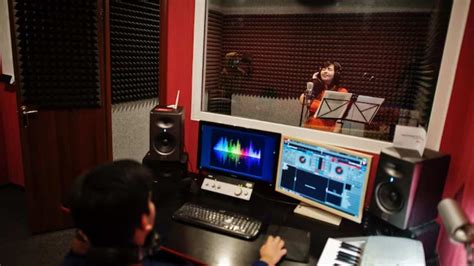 how-long-to-create-music-like-frank-ocean music production studio creativity