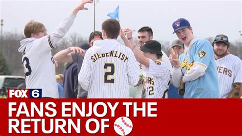 how-long-to-enjoy-brewers-game-fully Milwaukee Brewers baseball game fans