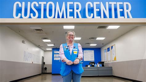 how-long-to-get-response-walmart-michigan-customer-service Walmart customer service representative