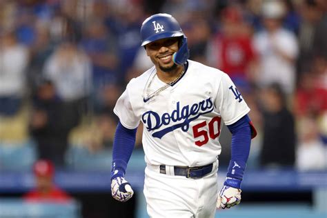 how-long-to-keep-up-with-mookie-betts-news Mookie Betts baseball news