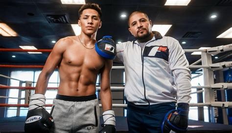 Emiliano Vargas boxing career