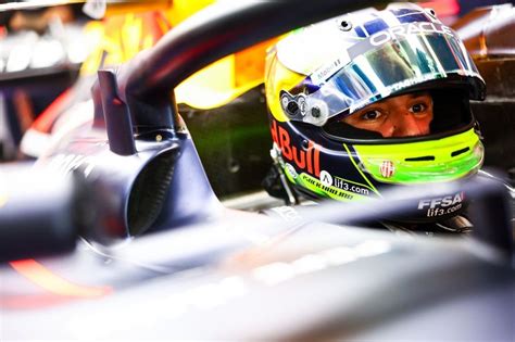 Isack Hadjar racing driver