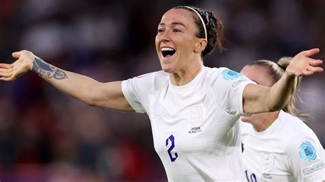 how-long-to-learn-about-lucy-bronze-career-achievements Lucy Bronze football career highlights