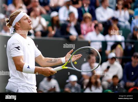 how-long-to-learn-alejandro-davidovich-fokina-tennis-career Alejandro Davidovich Fokina tennis match