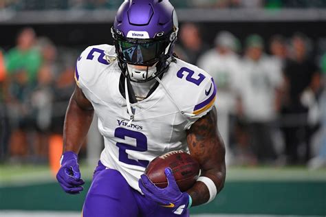 how-long-to-learn-alexander-mattison-football-career Alexander Mattison NFL football player