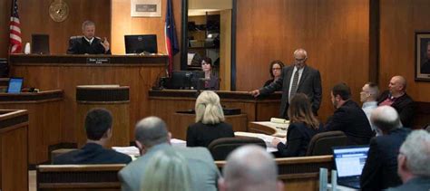 criminal attorney in court
