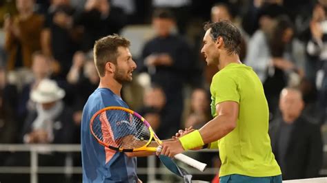 how-long-to-learn-corentin-moutet-rise-in-tennis Corentin Moutet playing tennis