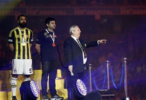 Fenerbahçe fans stadium celebration