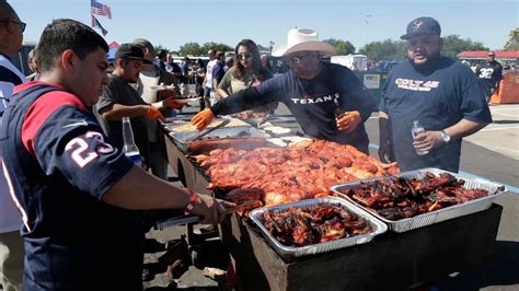 Texas tailgating BBQ football game