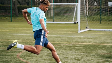 how-long-to-master-football-techniques-like-mariona-caldentey women football training techniques