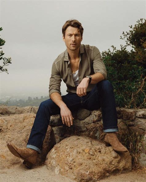 how-long-to-master-glen-powell-fashion-style Glen Powell fashion style outfit