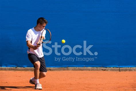 how-long-to-master-tennis-backhand-like-daniil-medvedev tennis player practicing backhand