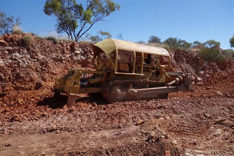 how-long-to-mine-significant-amount-opal opal mining in outback