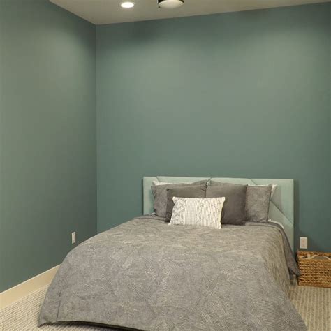 how-long-to-paint-a-room-by-yourself painting a room by yourself