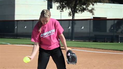 how-long-to-pitch-like-montana-fouts softball pitcher throwing fastball
