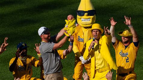 Savannah Bananas baseball game Philadelphia