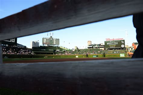 how-long-to-prepare-for-cubs-game Wrigley Field Cubs game preparation