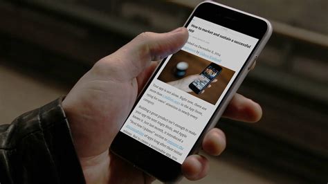 how-long-to-read-sky-daily-hogan-latest-article person reading online article