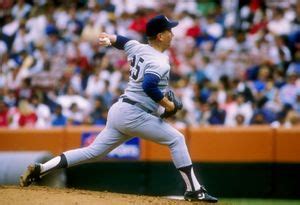 how-long-to-recover-from-tommy-john-surgery-walker-buehler baseball pitcher Tommy John surgery recovery