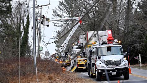 BGE power outage repair crew
