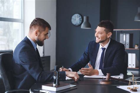 how-long-to-see-results-from-personal-injury-lawyers personal injury lawyer meeting client