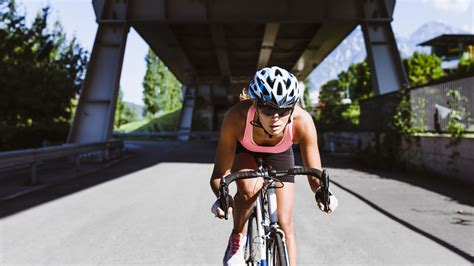 how-long-to-train-for-speedway-classic cyclist training for road race