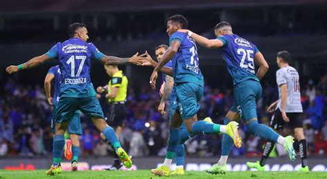how-long-to-understand-cruz-azul-leon-rivalry Cruz Azul vs León football match