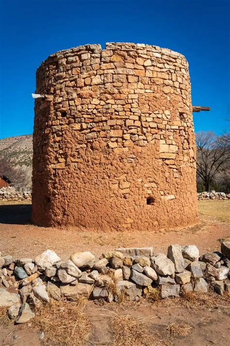 how-long-to-visit-all-major-sites-in-new-mexico New Mexico travel landmarks