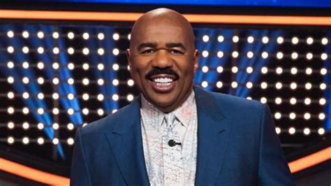 Steve Harvey hosting Family Feud
