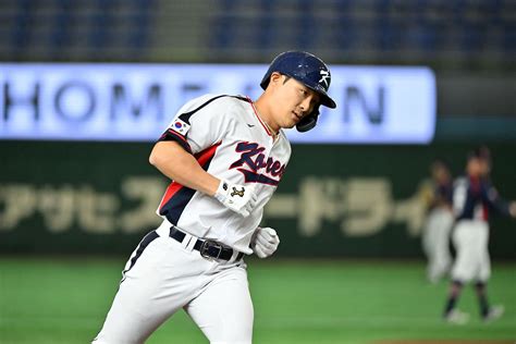 how-long-to-watch-every-hyeonseong-kim-match Hyeonseong Kim playing sport