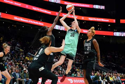 how-long-to-watch-indiana-fever-vs-chicago-sky WNBA basketball game